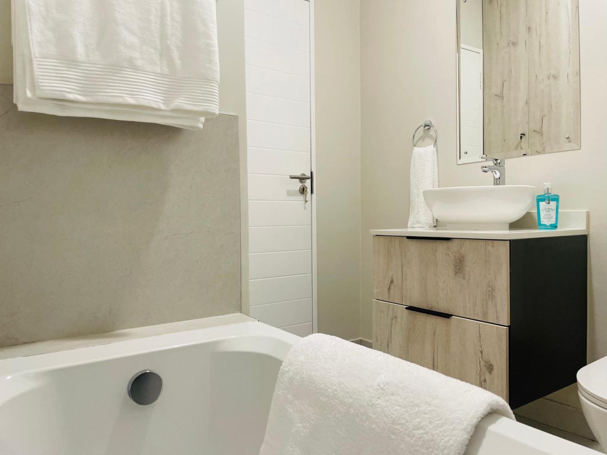 Mikeys Place On New: 2Bed2Bath No.1 With Free Wifinetflix Midrand Exterior photo